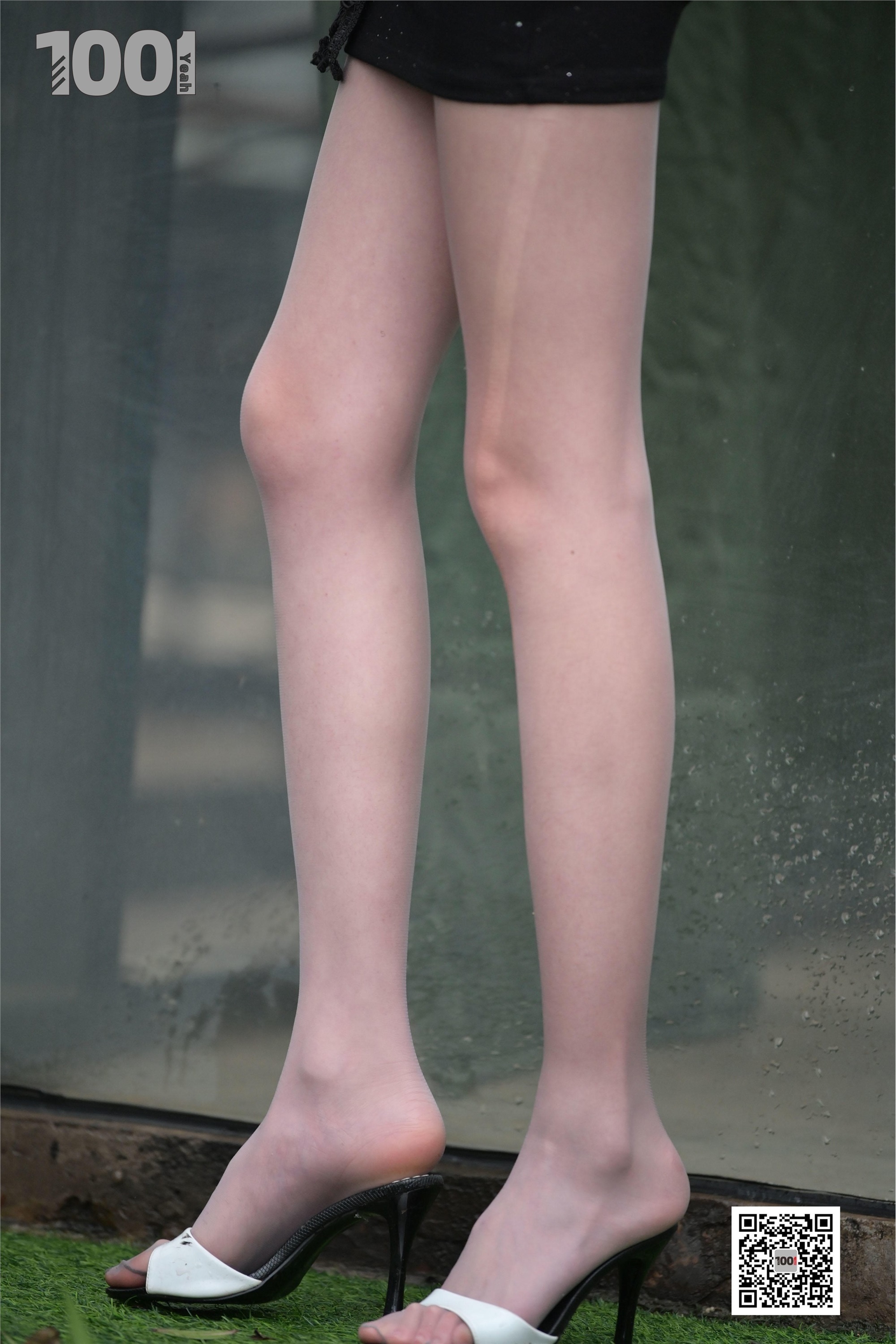 IESS异思趣向  一千零一夜《雨中漫步3》